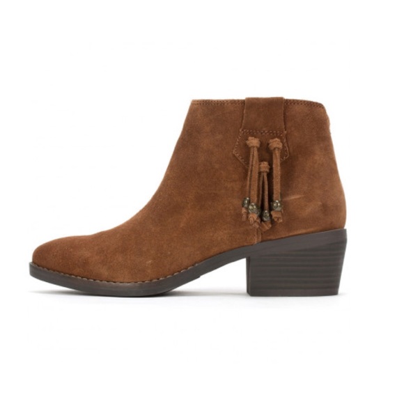 NIB Decades Cognac Suede Tassel Western Booties - Picture 2 of 7
